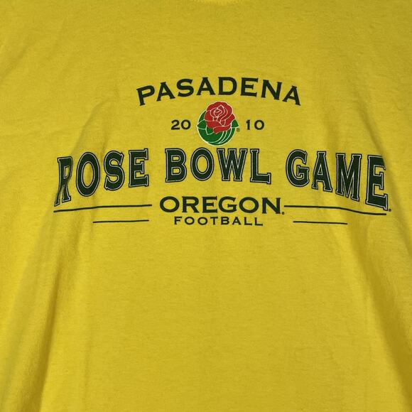 Oregon Ducks Shirt Mens Medium Yellow NCAA Football Rose Bowl Game 2010 Pasadena - Picture 1 of 9